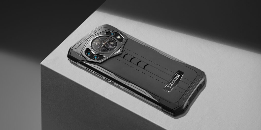 Doogee S98 é um celular resistente com visão noturna e tela na traseira