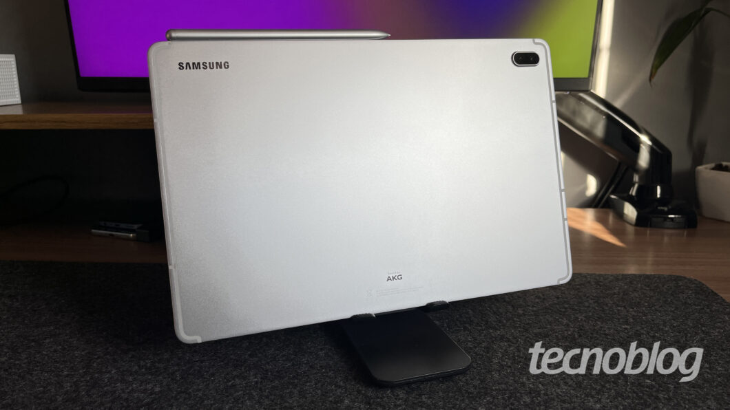 Samsung Galaxy Tab S7 FE (Imagem: Darlan Helder/Tecnoblog)