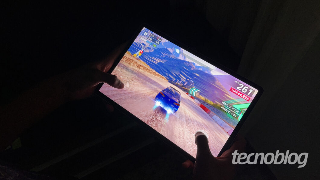 Samsung Galaxy Tab S7 FE (Imagem: Darlan Helder/Tecnoblog)