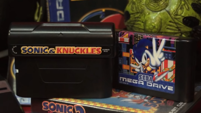 Cartuchos de Sonic 3 e Sonic & Knuckles em suas versões europeias (Imagem: Reprodução / YouTube)