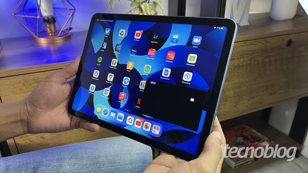 iPad Air 5 (Apple M1) (Imagem: Darlan Helder/Tecnoblog)