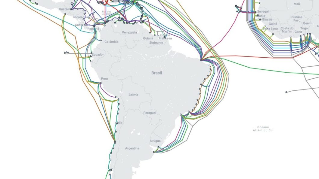 Mapa mostra cabos submarinos que se ligam ao Brasil