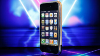 iPhone 1 lacrado é vendido por quase R$ 1 milhão em leilão nos Estados Unidos