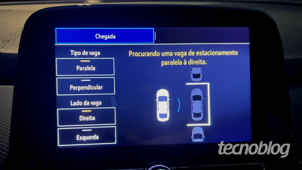 EasyPark faz manobras para você estacionar o Chevrolet Tracker 