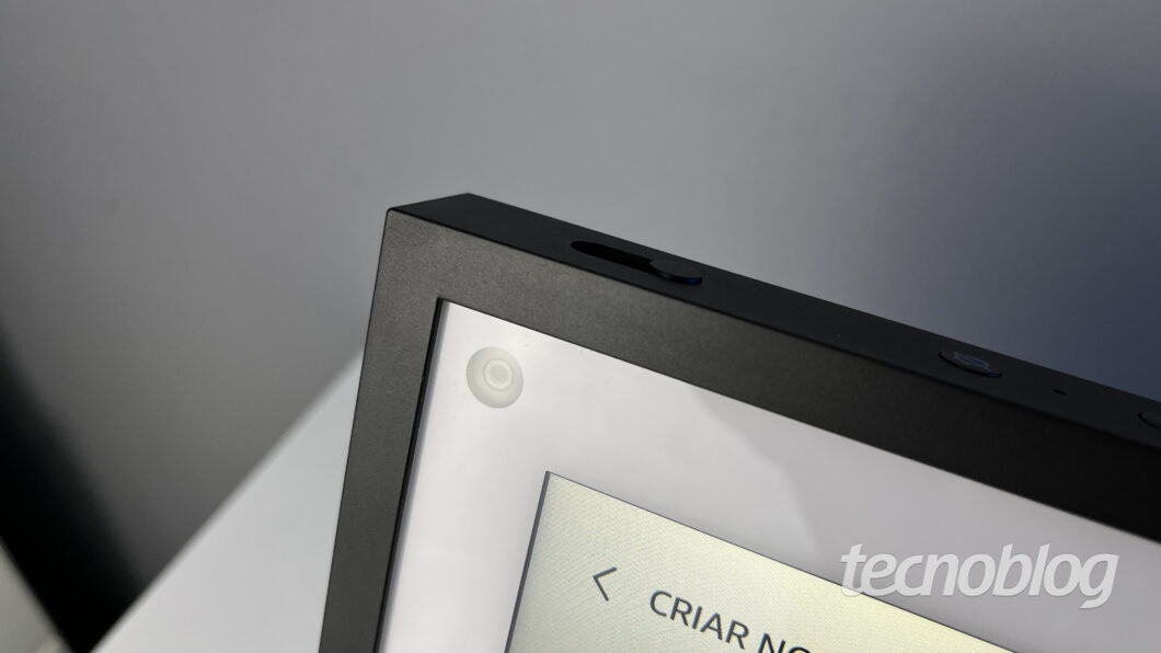 Amazon Echo Show 15 (Imagem: Darlan Helder/Tecnoblog) 