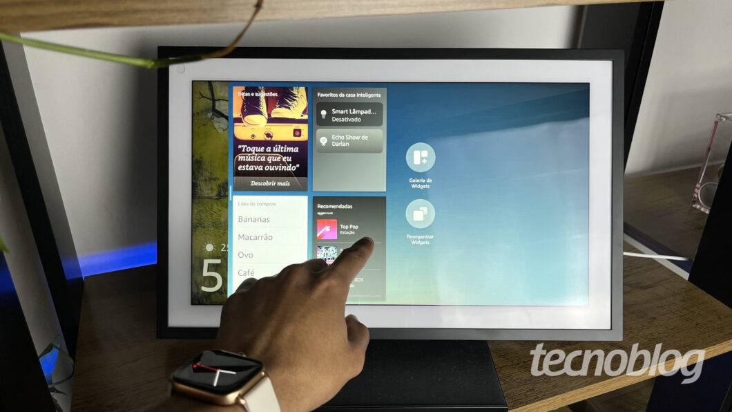 Amazon Echo Show 15 (Imagem: Darlan Helder/Tecnoblog)