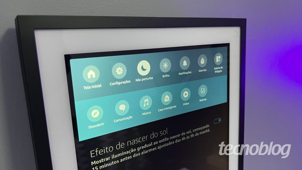 Amazon Echo Show 15 (Imagem: Darlan Helder/Tecnoblog) 