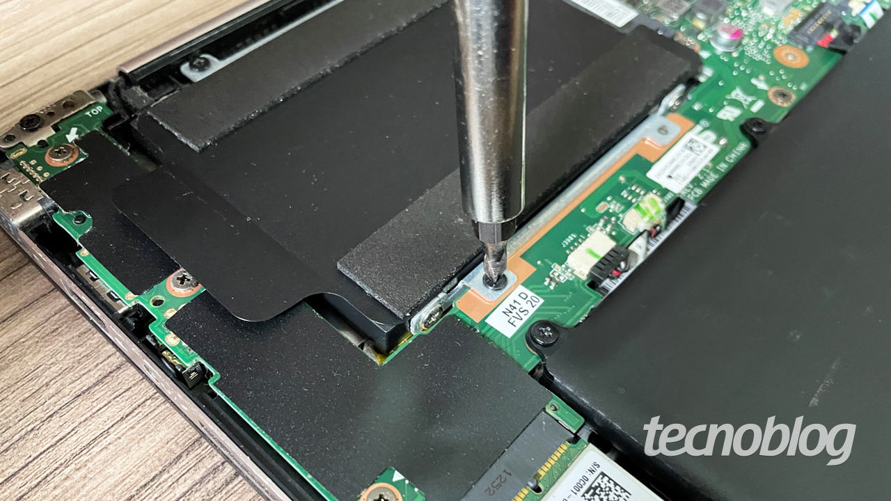 Como instalar um SSD em um notebook – Tecnoblog