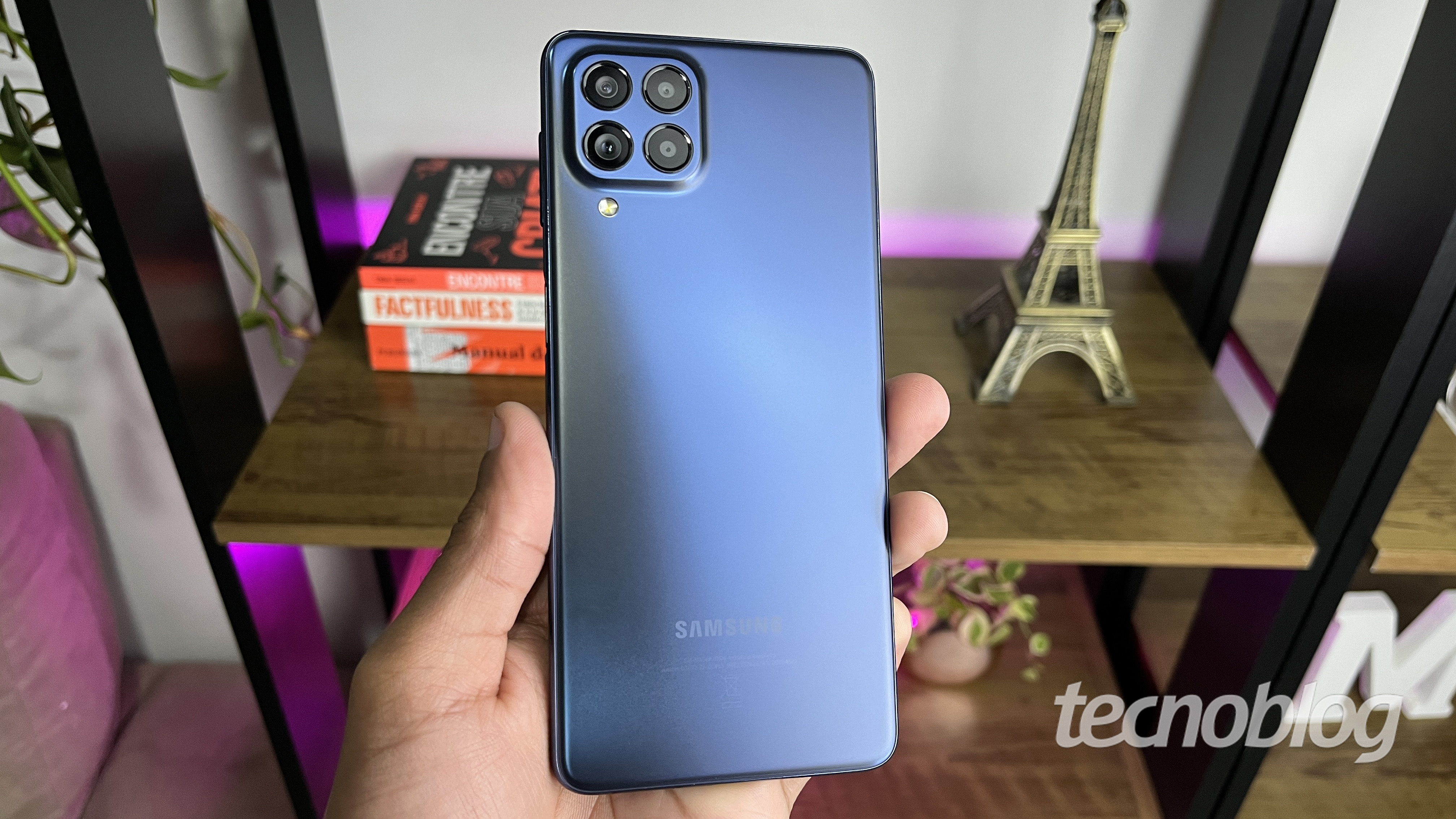 Galaxy M53 vs Galaxy A53: que linha tem melhor celular intermediário da  Samsung?