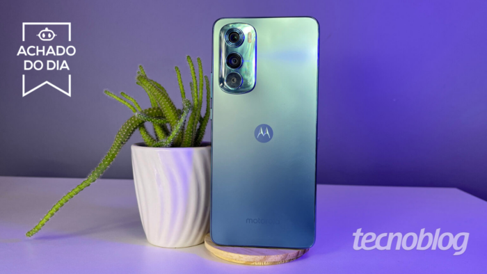 Motorola Edge 30 fica pela metade do preço quatro meses após lançamento