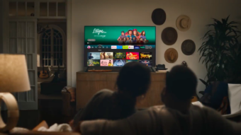 Nova Fire TV Omni QLED da Amazon pode ligar sozinha quando sentir sua presença