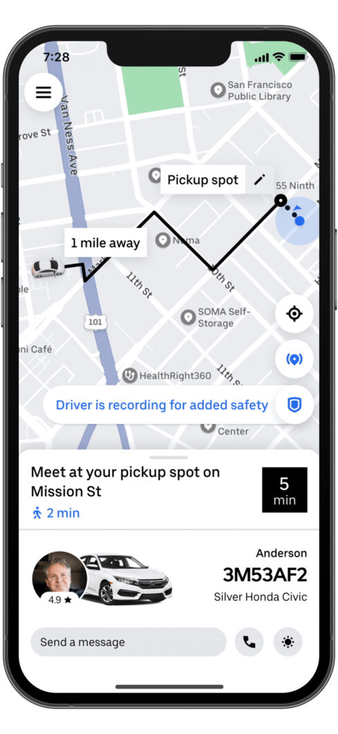 Passengers will be notified when there is a recording (Image: Publicity/Uber)