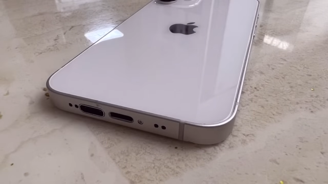 iPhone foi modificado e ganhou uma entrada USB-C ao lado da Lightning