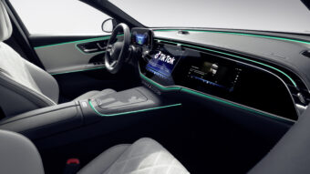 Mercedes-Benz vai colocar TikTok e Google Maps em seus carros