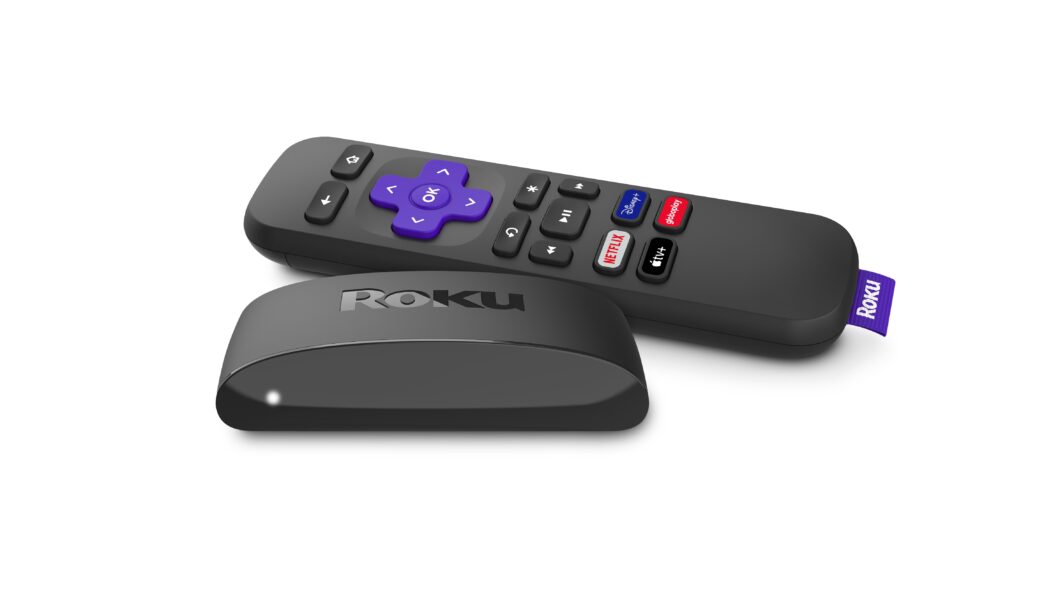 TV Box Roku Express 4K e seu controle "abrasileirado" (Imagem: Divulgação/Roku)