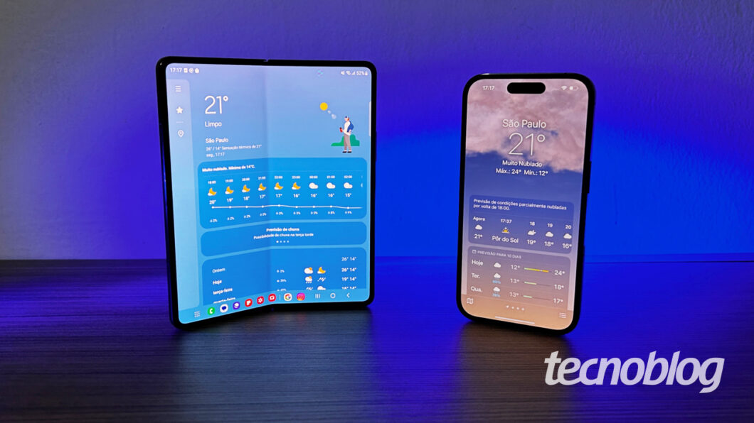 Galaxy Z Fold 4 tem chip Snapdragon 8 Plus Gen 1; o iPhone 14 Pro tem um Apple A16 Bionic (imagem: Emerson Alecrim/Tecnoblog)