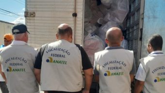 Anatel e Receita apreendem carga de dispositivos irregulares avaliada em R$ 3 milhões