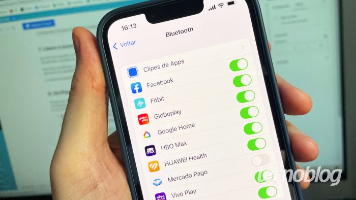 Apps com permissão para usar Bluetooth no iPhone (imagem: Emerson Alecrim/Tecnoblog)