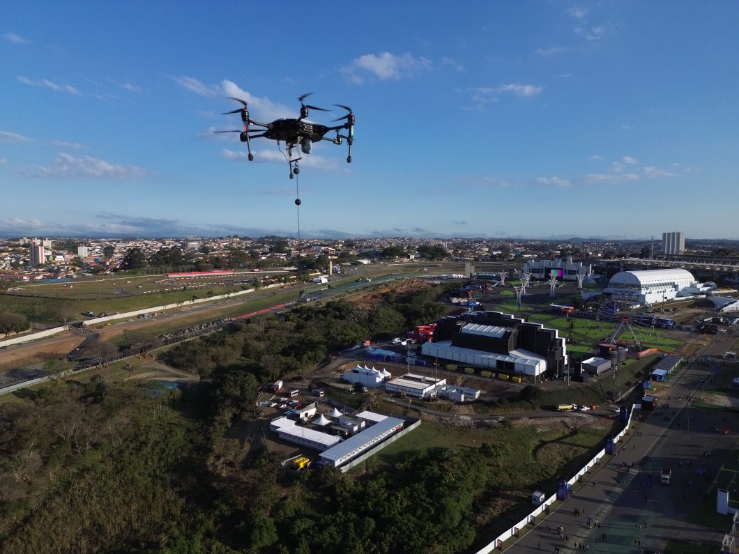 Drone Albatross sobrevoa o Autódromo de Interlagos
