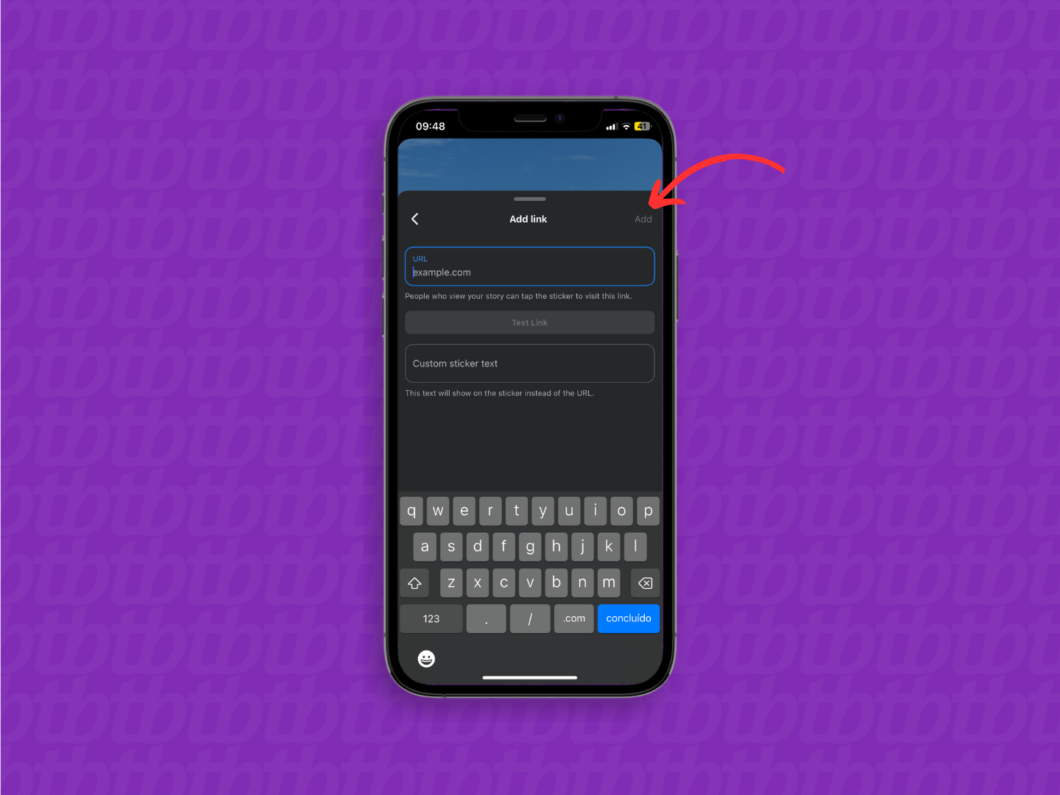 Adicione o link e o nome de exibição. Toque na opção "Adicionar" no topo da página para concluir.