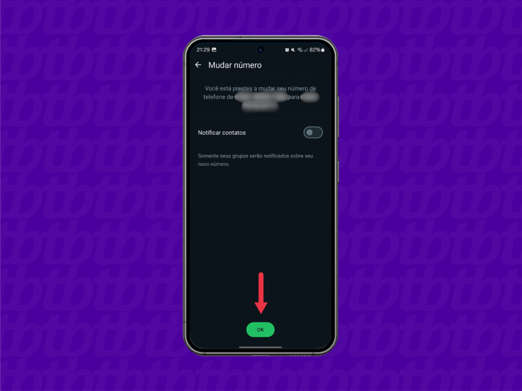 Captura de tela mostra o aplicativo WhatsApp na tela de "Notificar contatos". Uma seta vermelha aponta para "Ok"