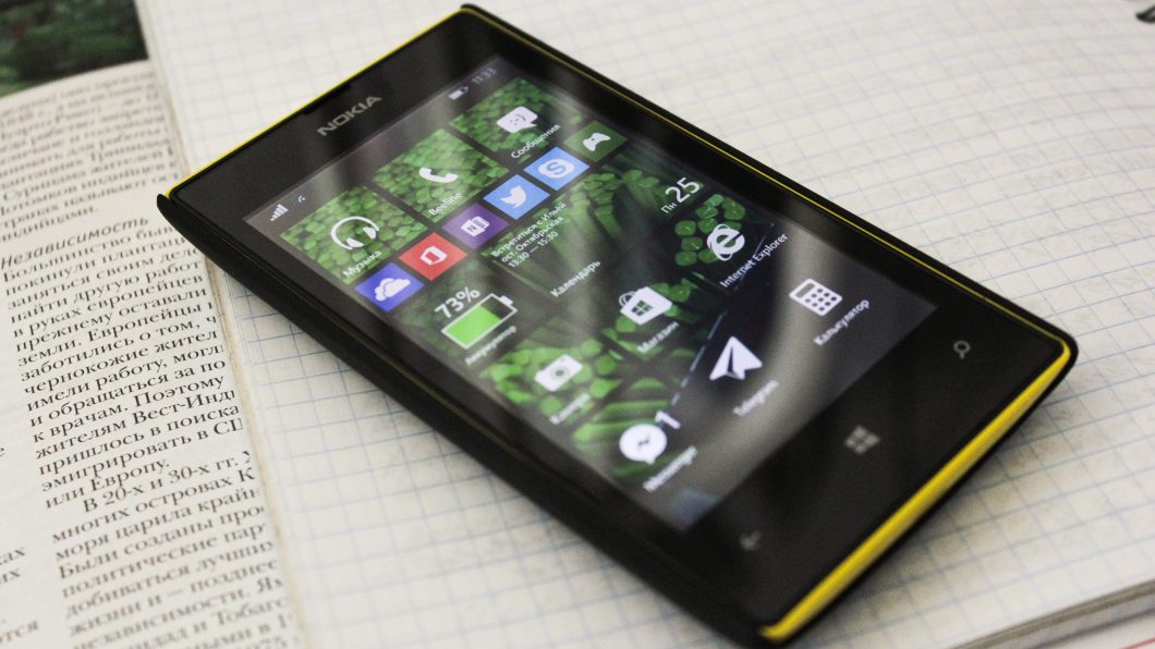 Windows Phone 8.1 rodando no Lumia 520 (Imagem: Reprodução/Wikimedia Commons)