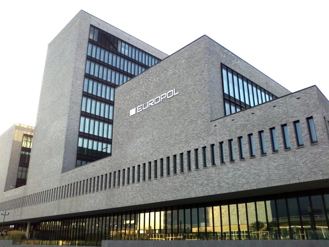 Fachada de sede da Europol, na Holanda