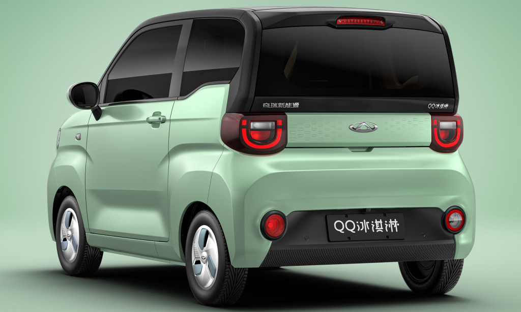 Chary QQ Ice Cream, carro pequeno verde, visto de trás