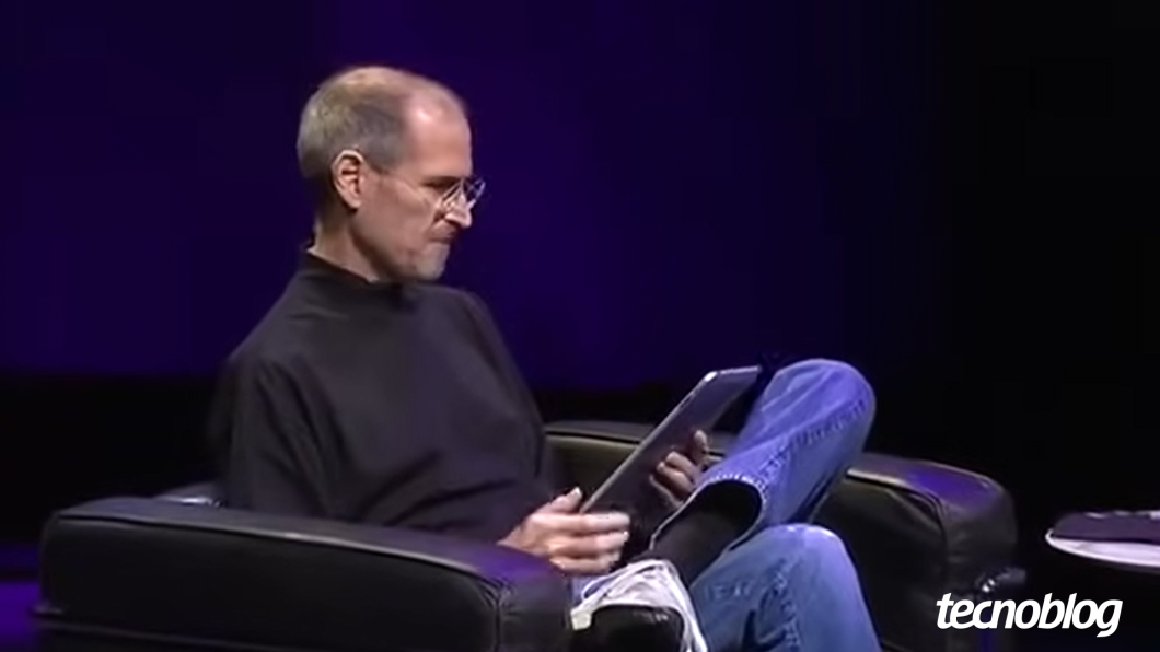 Steve Jobs apresenta o primeiro iPad (Apple)