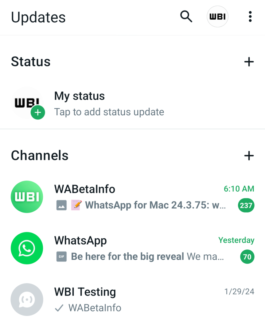 Tela de Atualizações do WhatsApp com três Canais sendo exibidos