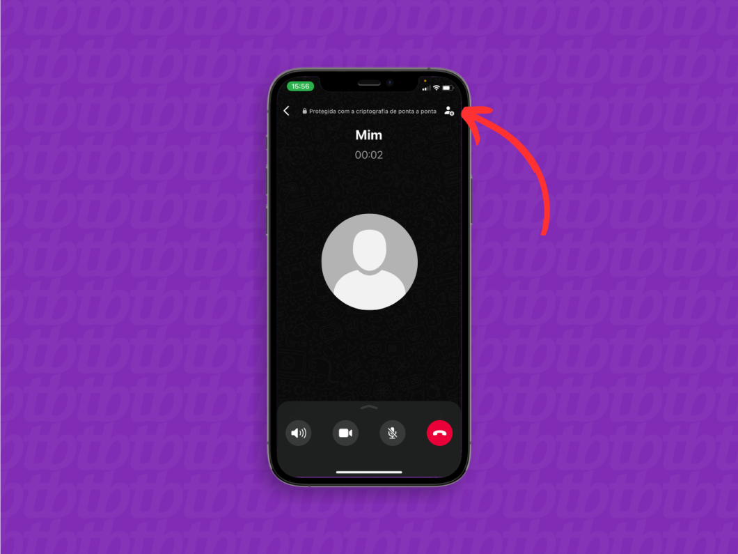 Captura de tela mostra ícone para adicionar outros participantes a uma chamada no WhatsApp