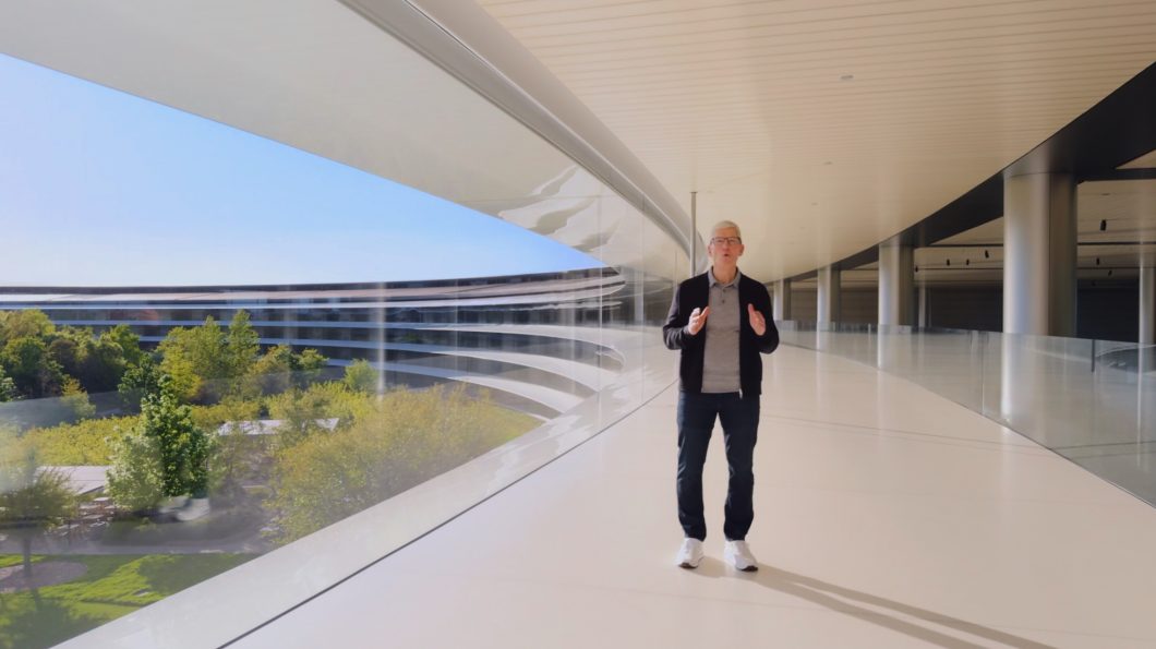 Tim Cook, CEO da Apple, abre o evento Let Loose com vídeo gravado (Imagem: Reprodução/Apple)