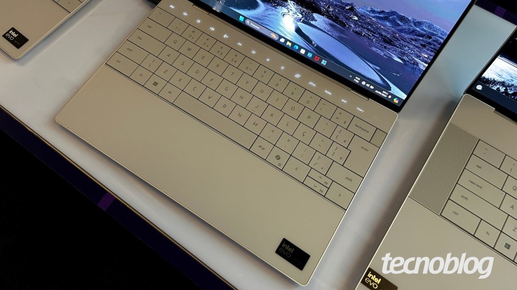 Teclado e touchpad do Dell XPS 13 2024 (imagem: Emerson Alecrim/Tecnoblog)
