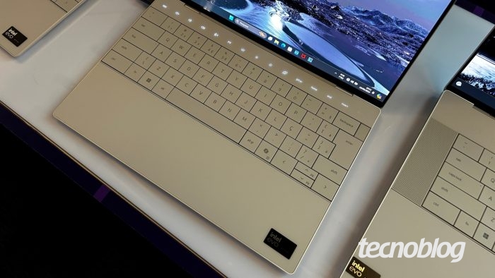 O novo Dell XPS 16 já tem botão para o Copilot (foto: Emerson Alecrim/Tecnoblog)