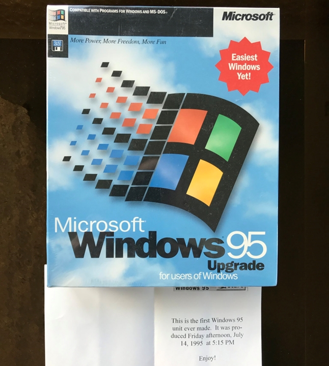 Primeira cópia do Windows 95 (imagem: Brad Silverberg/X/Twitter)