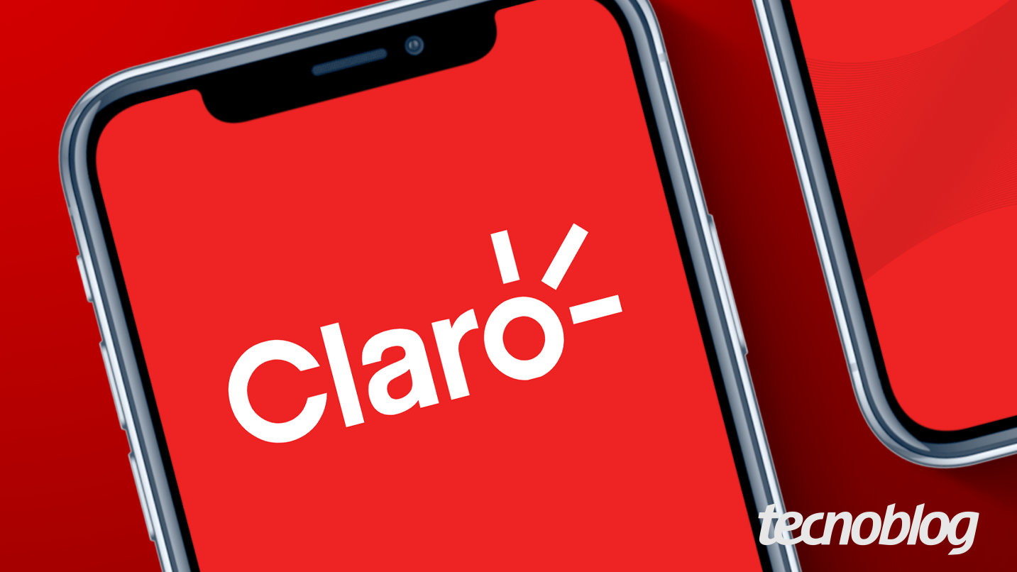 Celular com logo da Claro