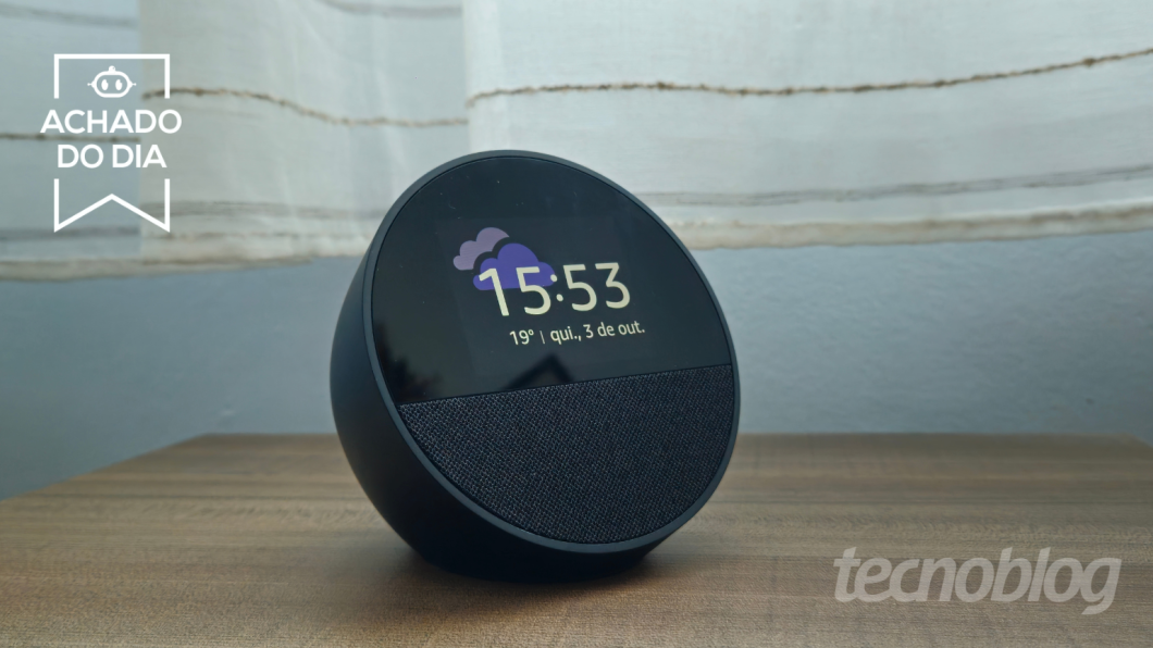 Amazon Echo Spot (Imagem: Laura Canal/Tecnoblog)