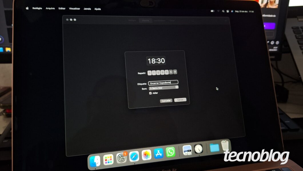 Imagem mostra a tela de configuração de alarme no aplicativo Relógio no Mac