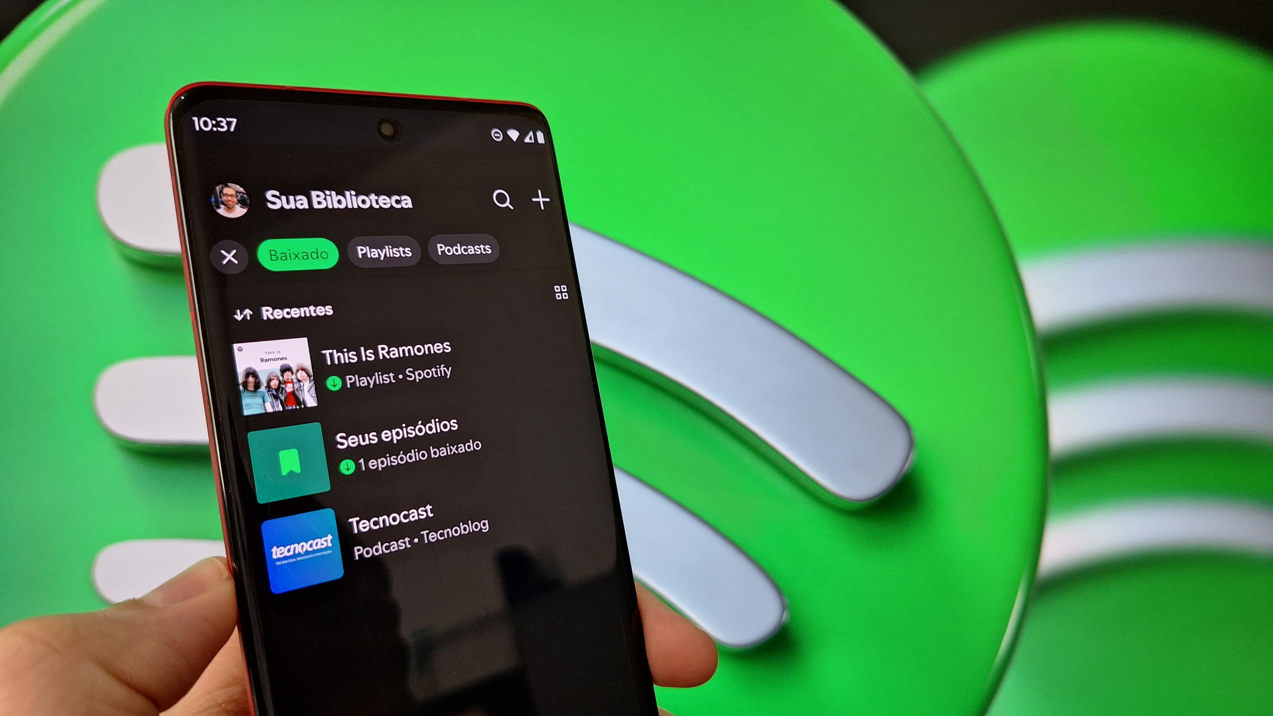 Como baixar músicas no Spotify para ouvir offline no celular ou PC