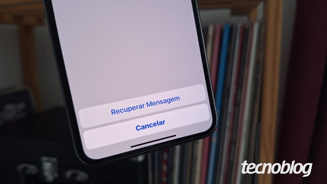 Imagem mostra a tela "Recuperar mensagem" do aplicativo do Mensagens do iPhone