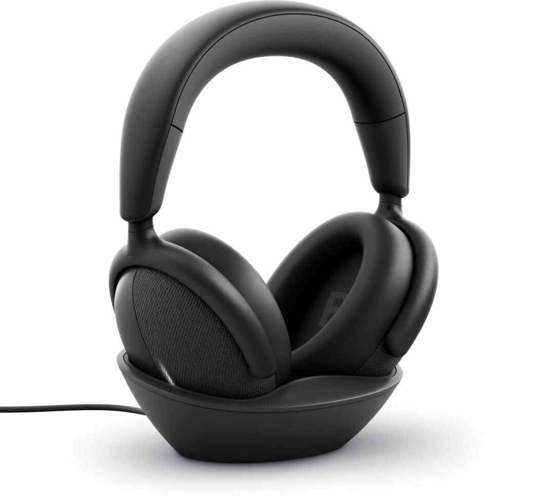 Headset Dell Premier WL7024 na base de recarga