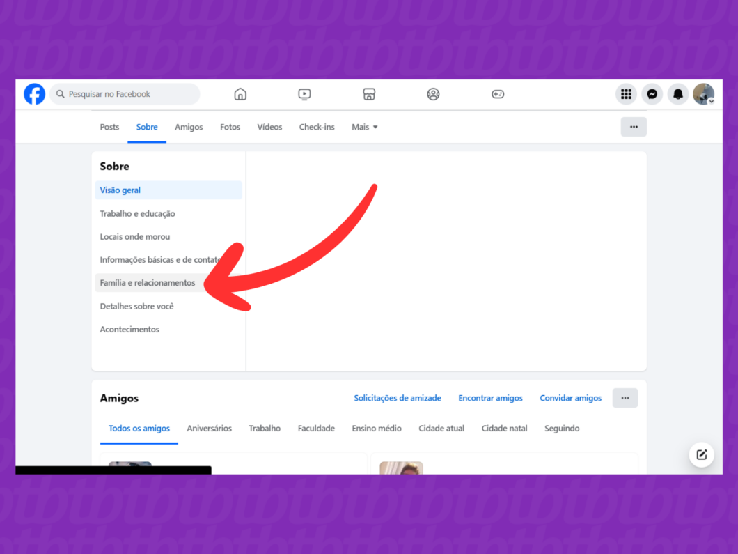 Captura de tela do site Facebook mostra como abrir o menu Família e relacionamentos