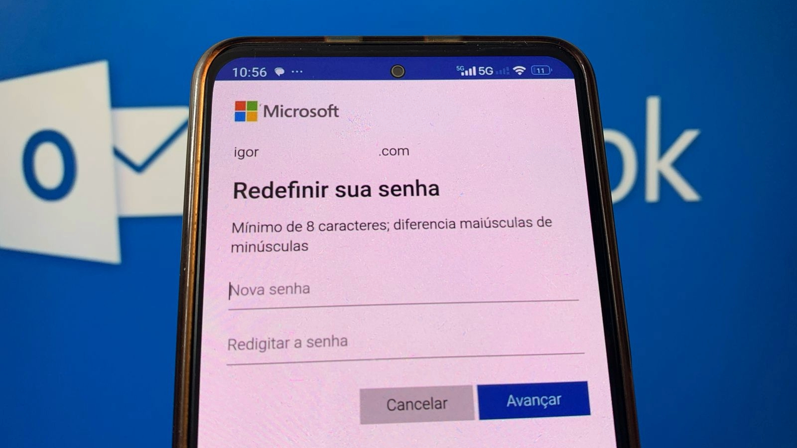 Como alterar a senha do Outlook pelo celular ou PC