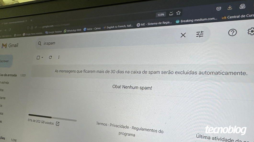 Tela do Gmail mostrando a mensagem “As mensagens que ficarem mais de 30 dias na caixa de spam serão excluídas automaticamente” e a indicação de que não há mensagens na pasta