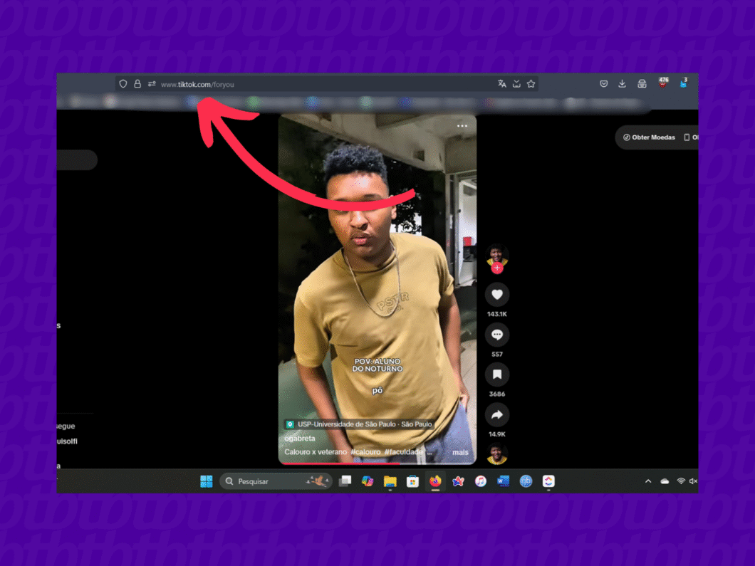 Página inicial do TikTok no navegador com vídeo em exibição e botões laterais