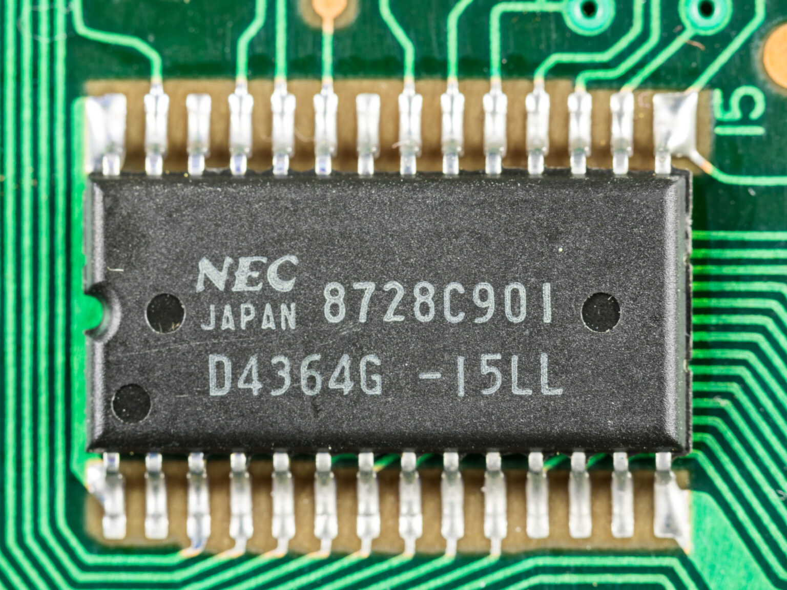 O que é CMOS RAM? Entenda o papel do chip de memória na placa-mãe ...