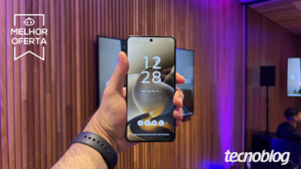 Motorola Signature de 512 GB com câmera de 50 MP, Moto AI e tela AMOLED de 165 Hz tem o melhor preço parcelado já visto desde o lançamento