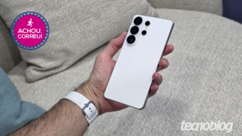 Galaxy S26 Ultra (256 GB) possui tela AMOLED de 120 Hz e câmera de 200 MP; celular topo de linha da Samsung recebe desconto de 47% no Pix com cupom