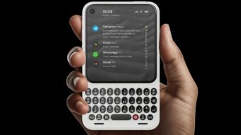 Clicks Communicator tem vídeo de demonstração liberado mostrando seu teclado físico, tela AMOLED de 4 polegadas e dinâmica de uso da interface.