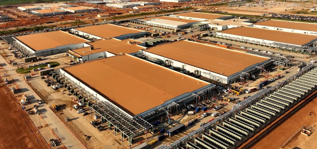 Complexo do Projeto Stargate em Abilene, Texas, com amplo data center e infraestrutura de servidores e GPUs